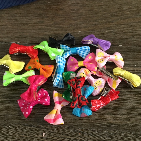 Dog dresses and bows - Picture 10 of 11